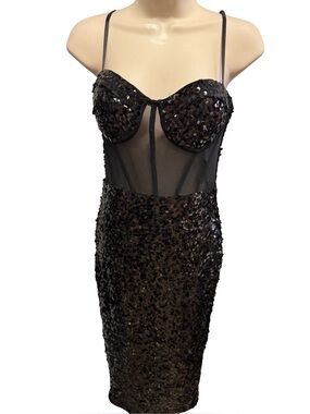 1182 / Fashion Nova Kayla Sequin Dress Size Women’s Size Medium NWT